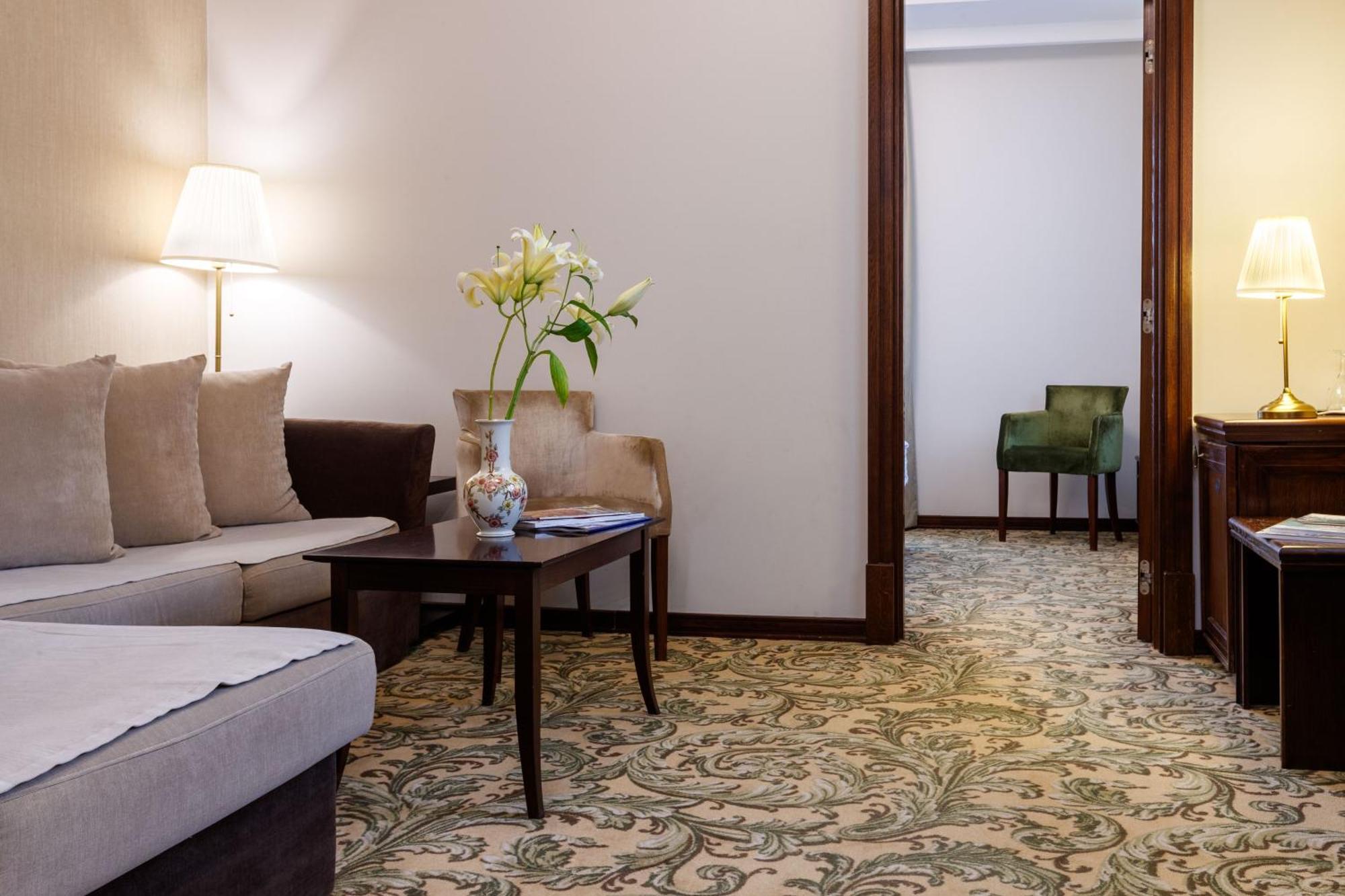 Hotel&Spa PALIĆ RESORT Buitenkant foto