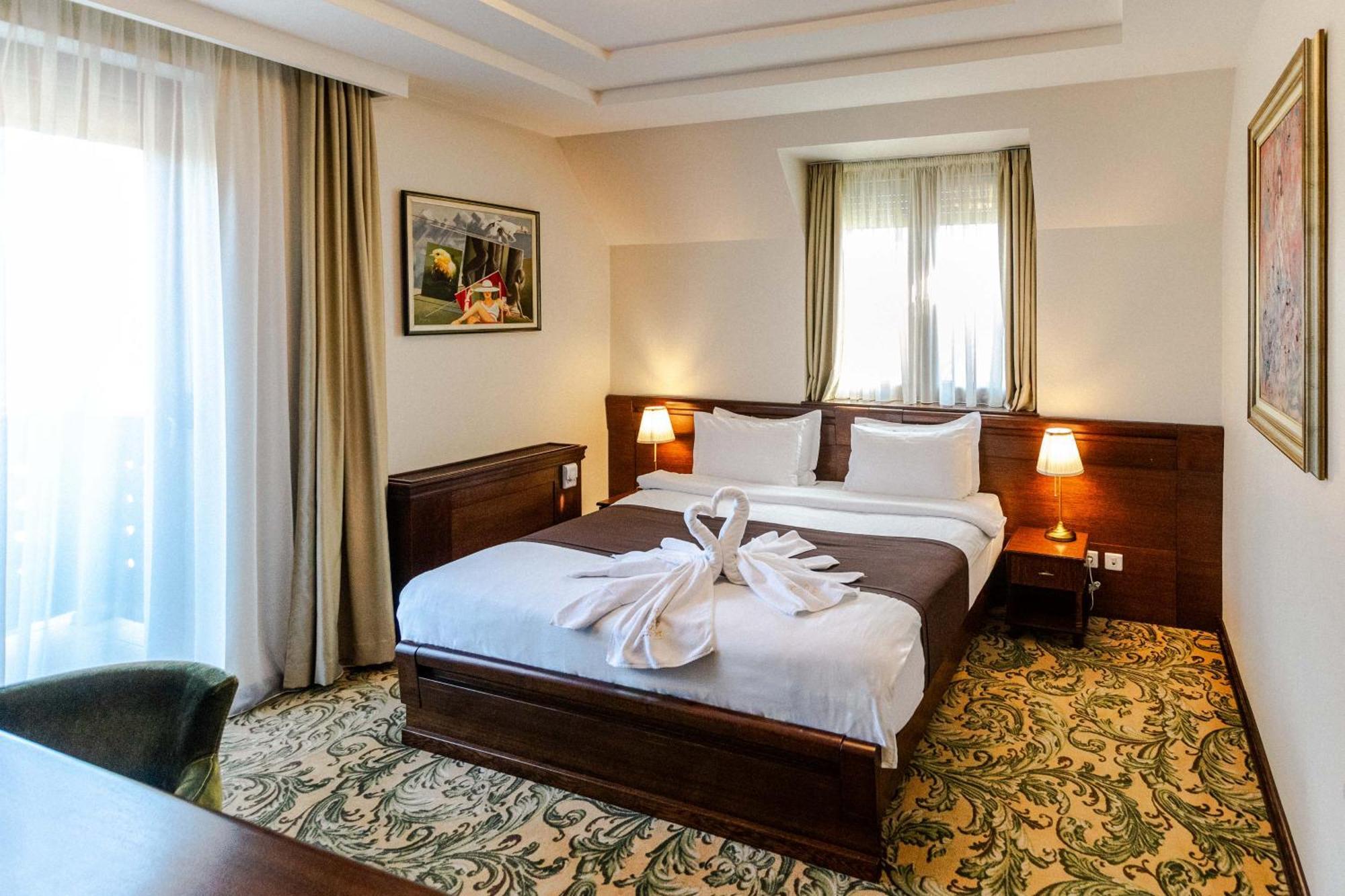 Hotel&Spa PALIĆ RESORT Buitenkant foto