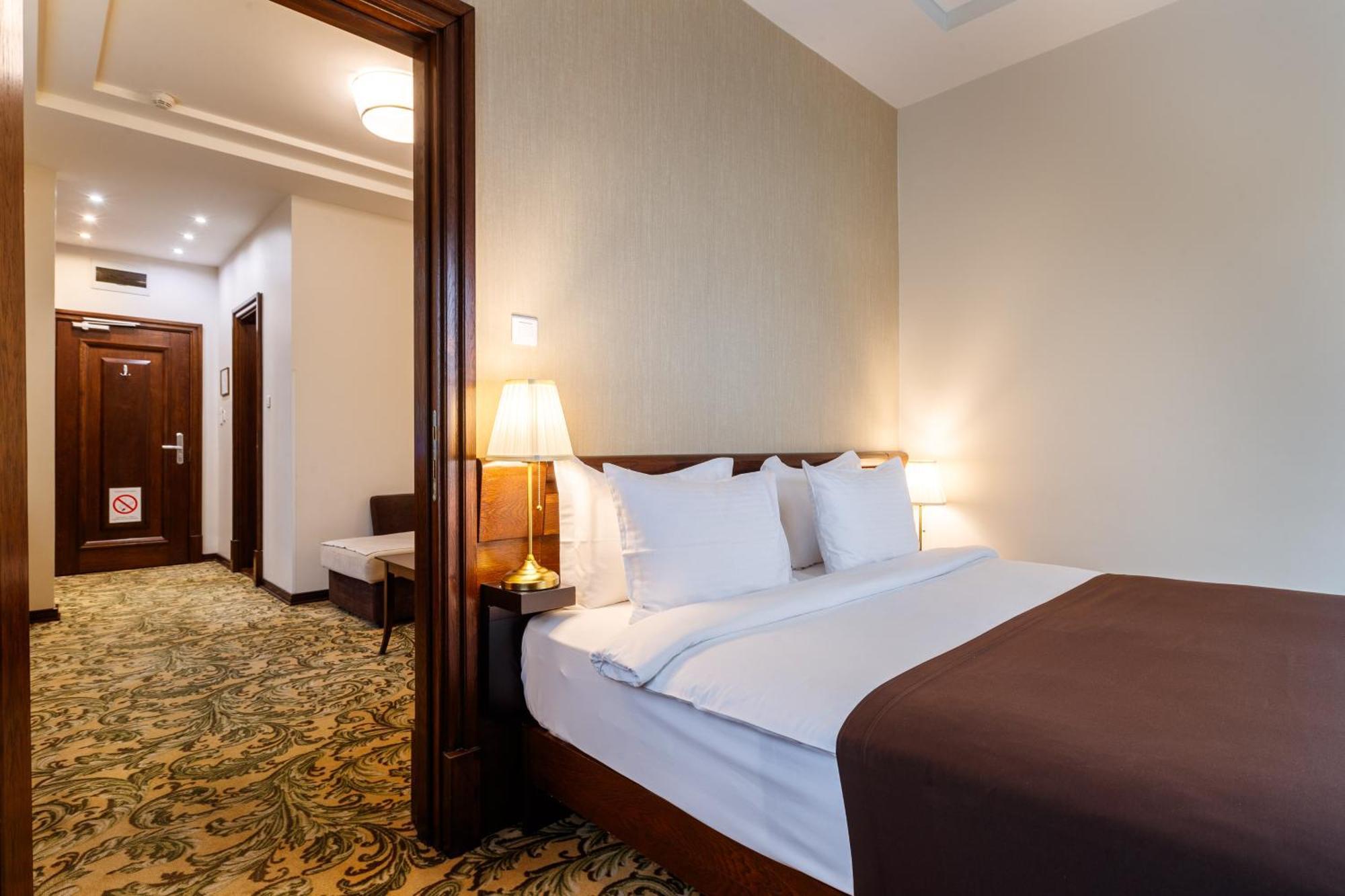 Hotel&Spa PALIĆ RESORT Buitenkant foto
