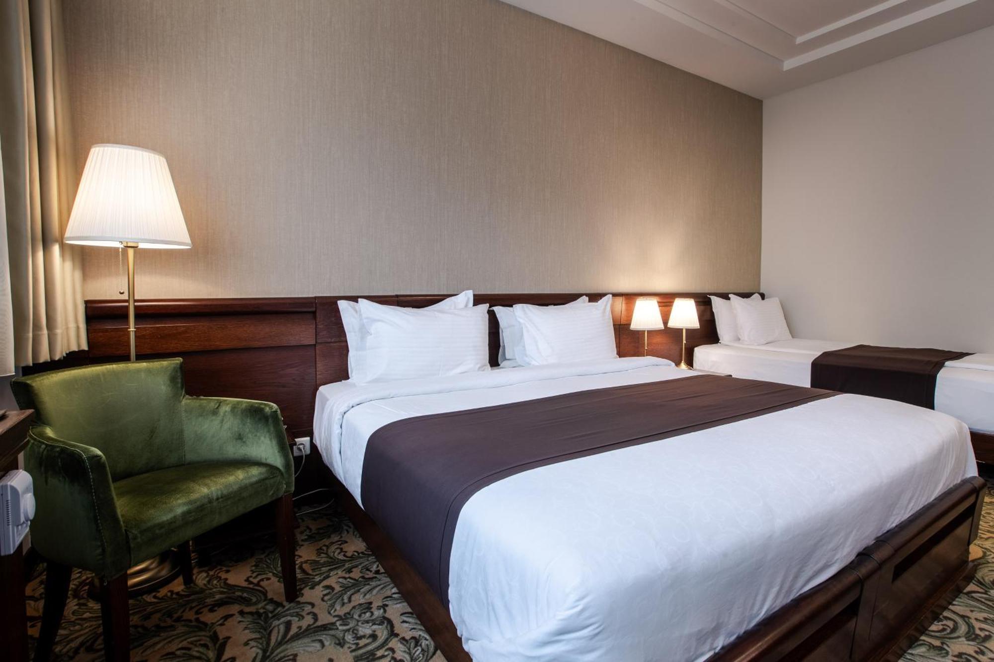 Hotel&Spa PALIĆ RESORT Buitenkant foto