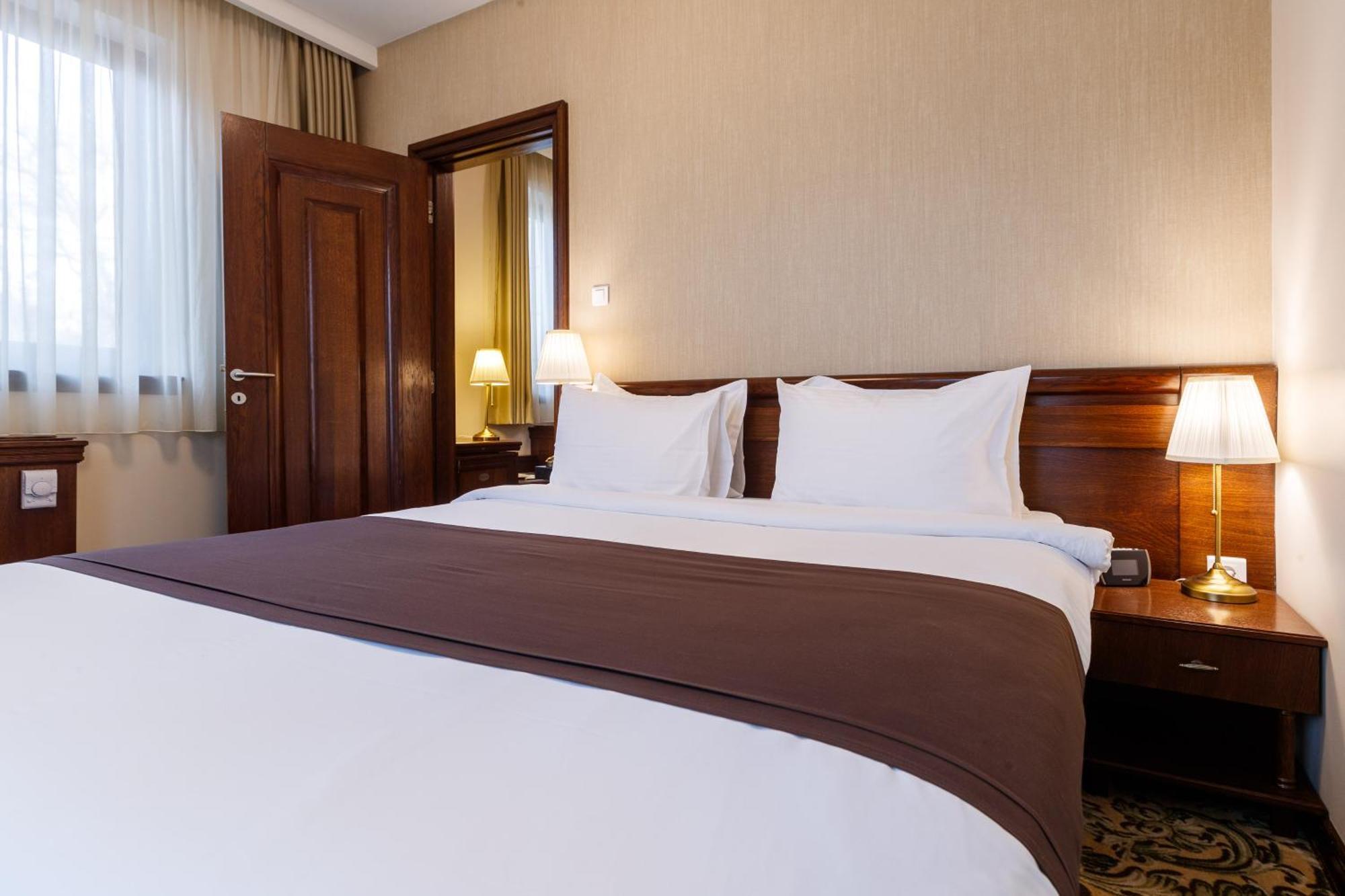Hotel&Spa PALIĆ RESORT Buitenkant foto