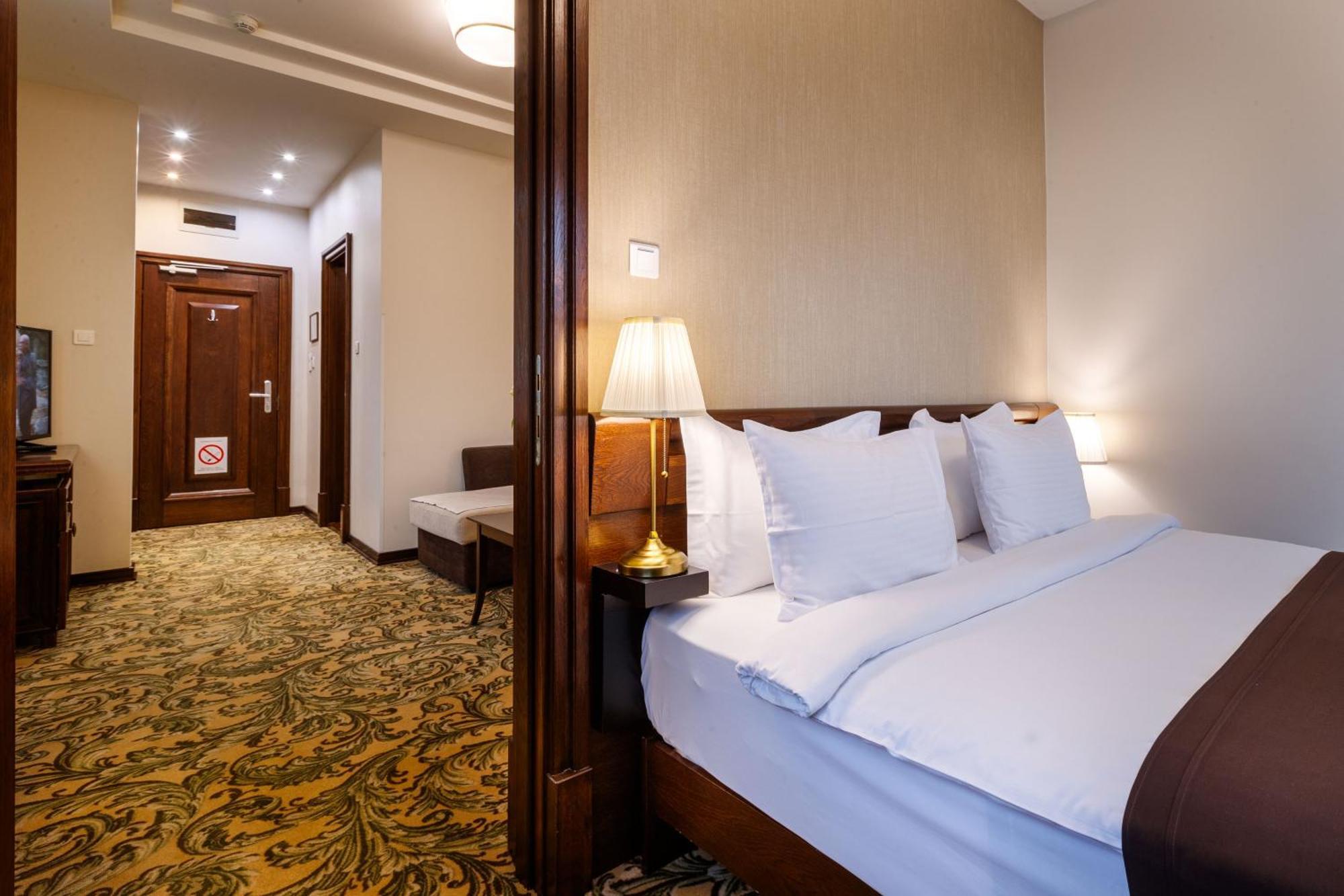 Hotel&Spa PALIĆ RESORT Buitenkant foto